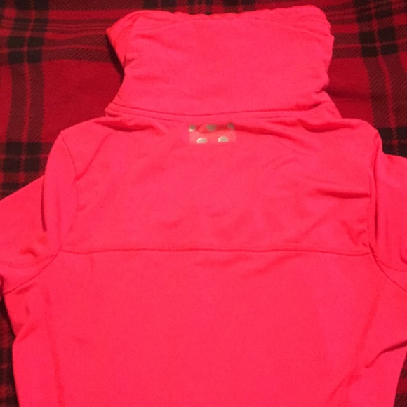 Victoria secret sweater - Picture 4 of 4